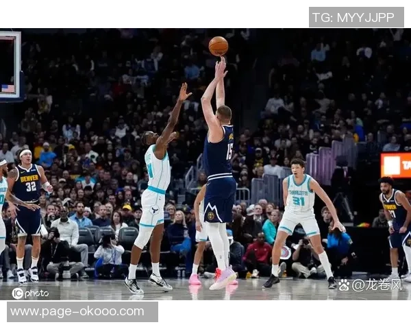 2009年NBA季后赛黄蜂对掘金第四场精彩回顾与赛况分析